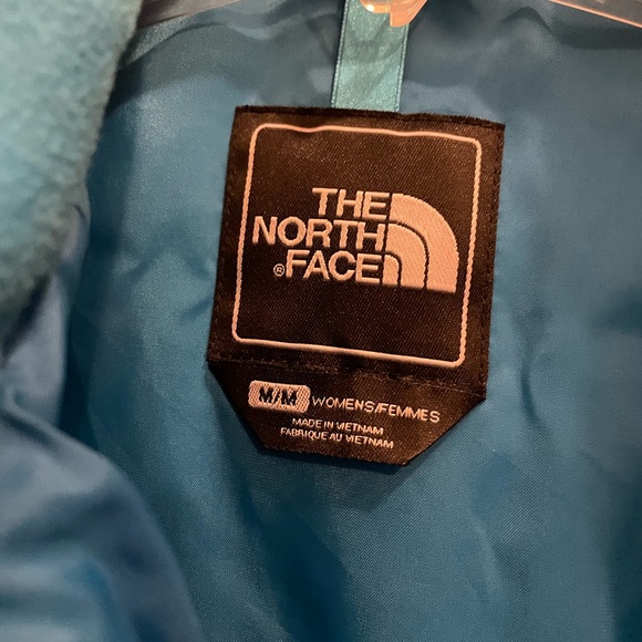 North Face puffer jacket - Picture 3 of 5